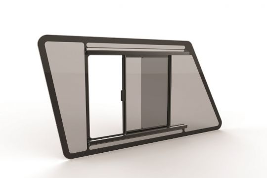 Lewmar: Decksverkleidungen und Glasluken für originelle Bootsdesigns