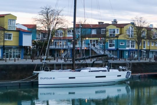 Le Dufour 61 participe de la relance de la marque de voilier depuis sa reprise par Fountaine-Pajot