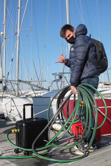 Expérimentation de système de nettoyage de bateaux à l'eau de mer à Piriac avec la société Ruban