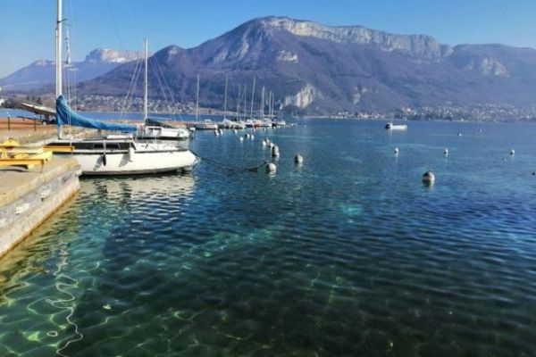 Annecy bei der europ�ischen Markteinf�hrung von Uber Boat nicht dabei