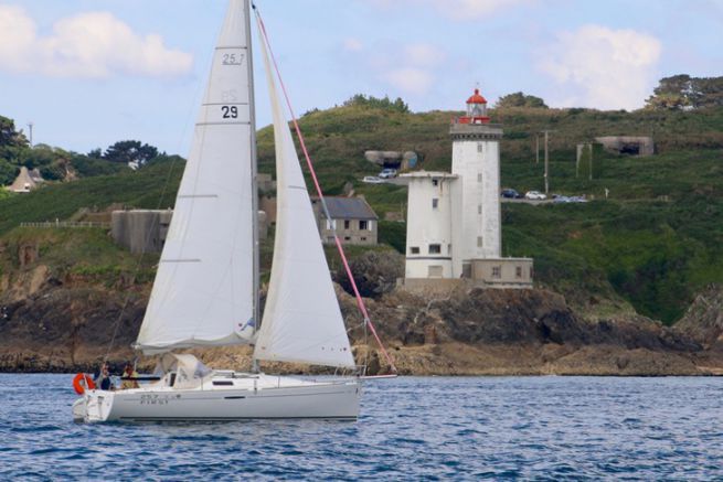 Oceanis Segelboot aus der Bnteau Gruppe