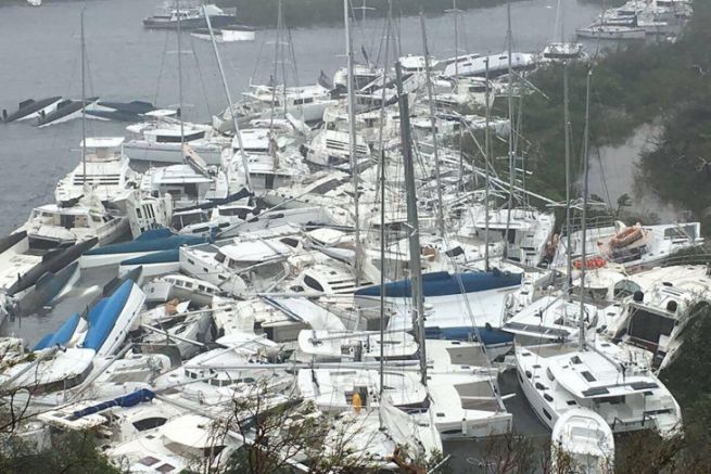 Kreuzfahrtschiffe in Paraquita Bay, Britische Jungferninseln nach dem Zyklon Irma zerstrt