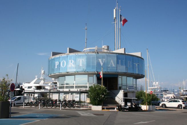 Hafenmeisteramt Port Vauban in Antibes