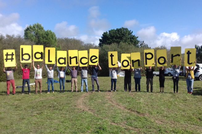 Slogan der Aktivisten gegen den Hafen von Brtignolles sur mer