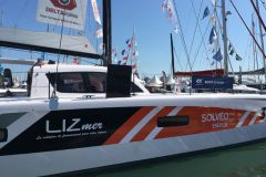 Leasingunternehmen sind wichtige Akteure in der Bootsbranche, wie z.B. Lizmer, Sponsor eines Katamarans auf der Route du Rhum