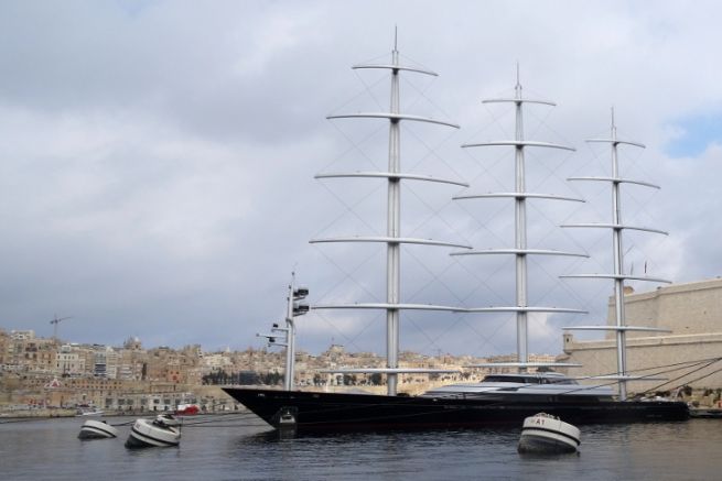 Der Malteser Falke ist eine der berhmtesten Yachten von Perini Navi