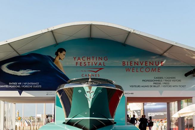 Eingang des Cannes Yachting Festival im Jahr 2016