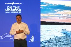 Bruno Thivoyon, Generaldirektor der Bnteau-Gruppe, hatte seinen ersten nautischen Auftritt beim Cannes Yachting Festival