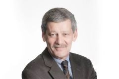 Yves Lyon-Caen ist Vorsitzender der Confédération du nautisme et de la plaisance (Verband der Boots- und Freizeitwirtschaft)