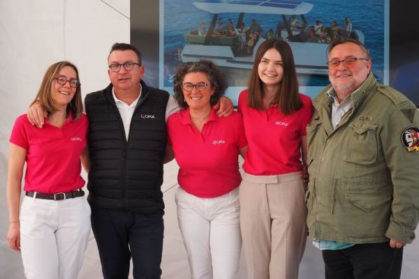 Artikel lesen Das Team von Sea Loop Marine